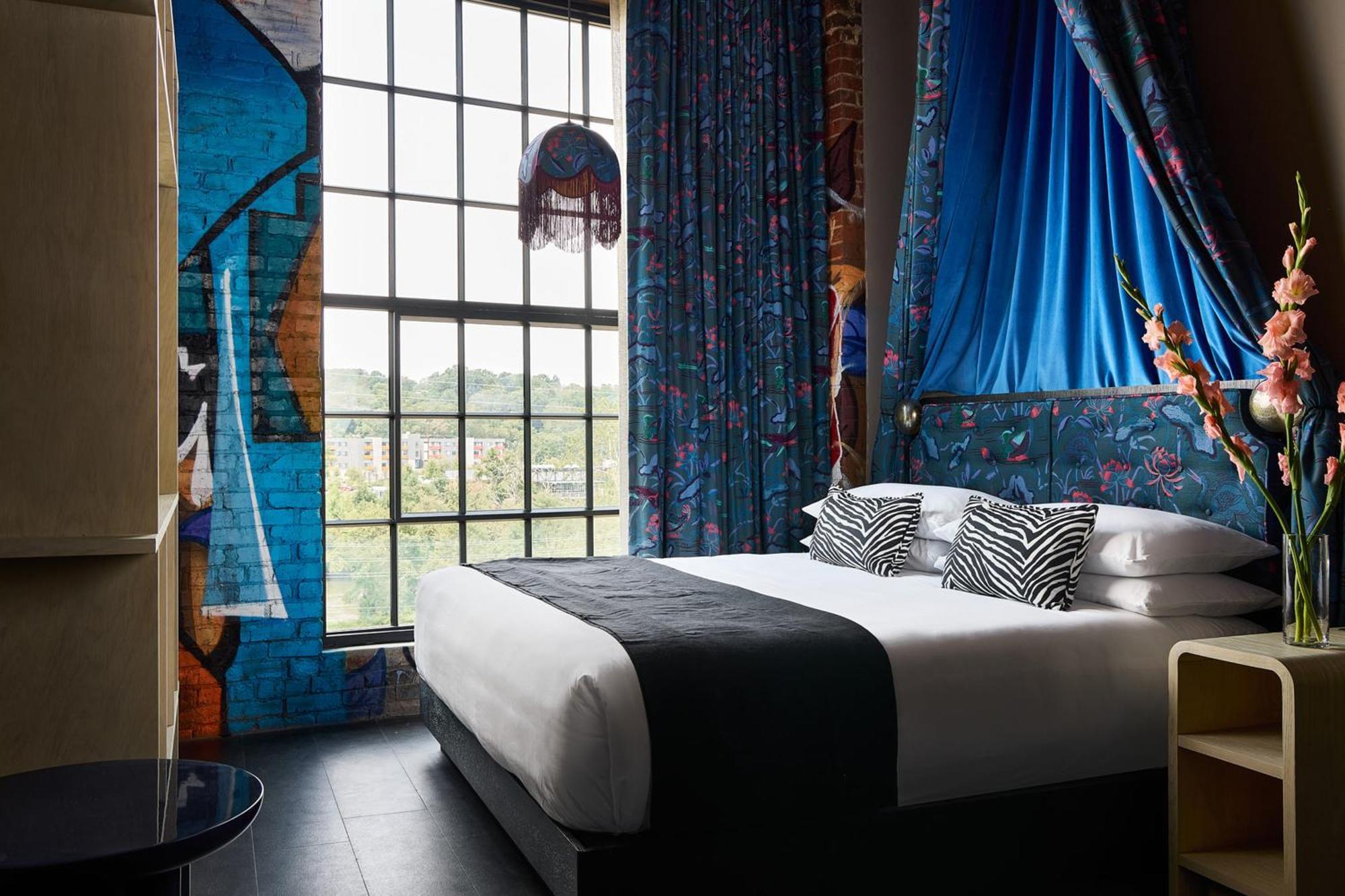 The Radical Asheville, Tapestry Collection By Hilton Экстерьер фото